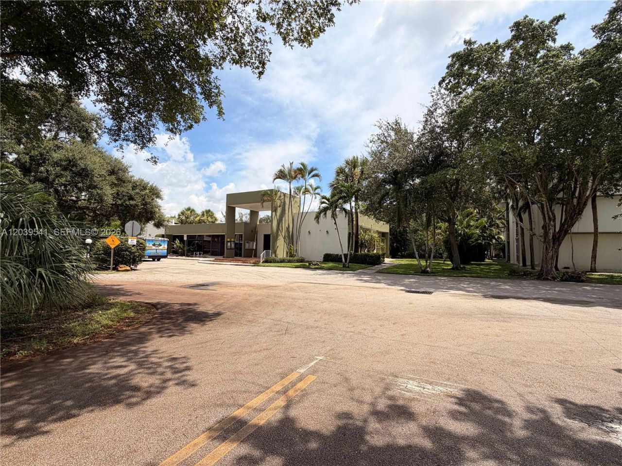 4205 N University Dr, Unit 309, Sunrise, FL 33351 Photo