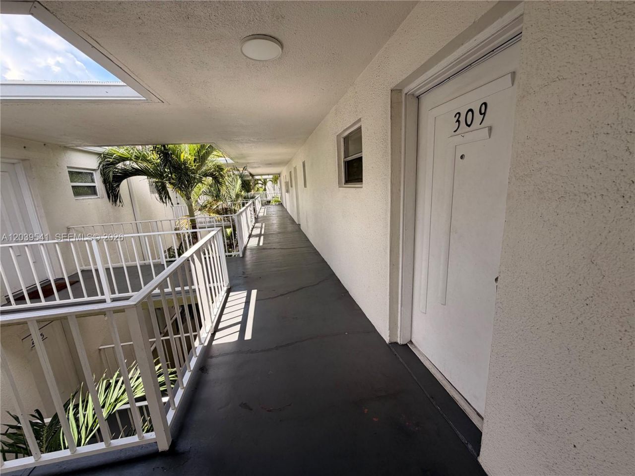 4205 N University Dr, Unit 309, Sunrise, FL 33351 Photo