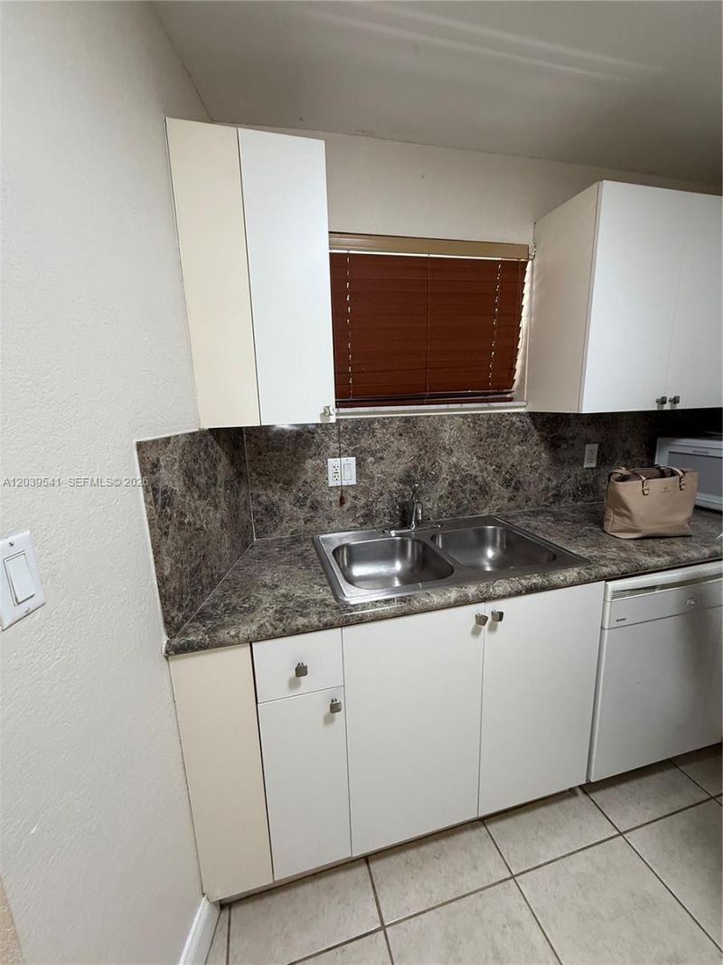 4205 N University Dr, Unit 309, Sunrise, FL 33351 Photo