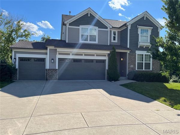 54 Canyon Ridge Court , Wentzville, MO 63385