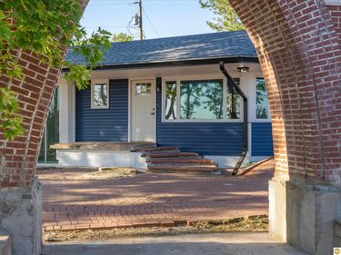 12812 Q Street, Omaha, NE 68137