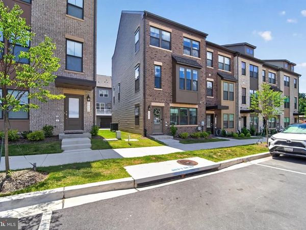 6022 BEAKE ST, HYATTSVILLE, MD 20782