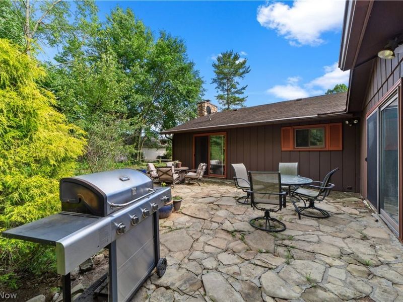 5911 Woodland Drive , North Ridgeville, OH 44039 Photo 4