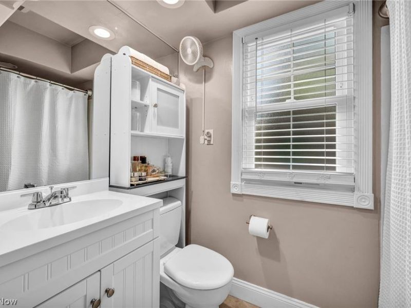 24103 Bruce Road, Bay Village, OH 44140 Photo 15
