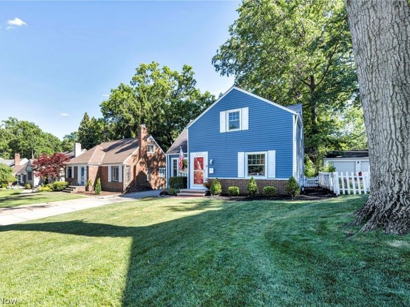 24103 Bruce Road, Bay Village, OH 44140 Photo 3