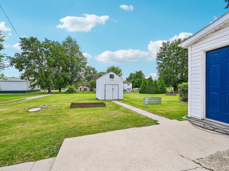 10424 North Street, Middleburg, OH 43336 Photo 37