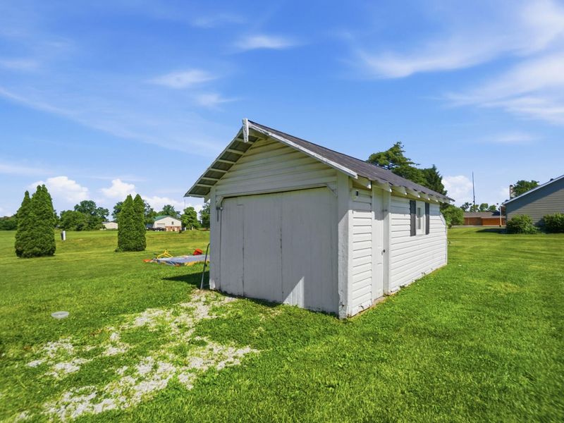 14049 Moulton-New Knoxville Road, Wapakoneta, OH 45895 Photo 35
