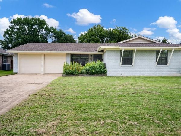 3005 Cameo Lane, Farmers Branch, TX 75234