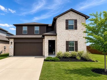7948 Oaktown Drive, Fort Worth, TX 76131
