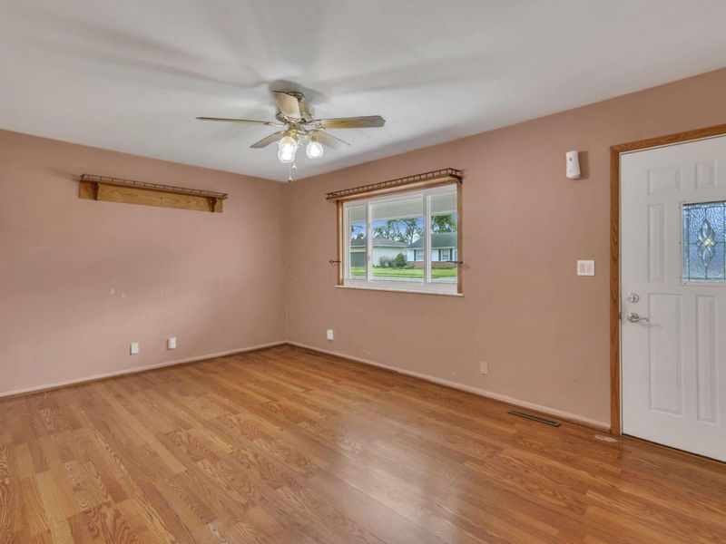 86 Lancaster Drive, Heath, OH 43056 Photo 8