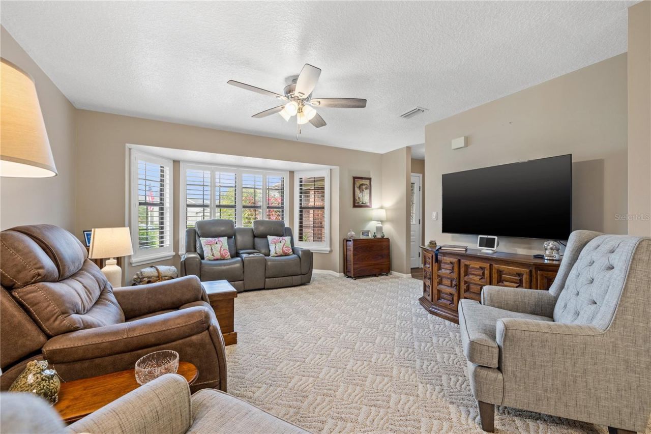 6352 Huntington Drive, Zephyrhills, FL 33542 Photo