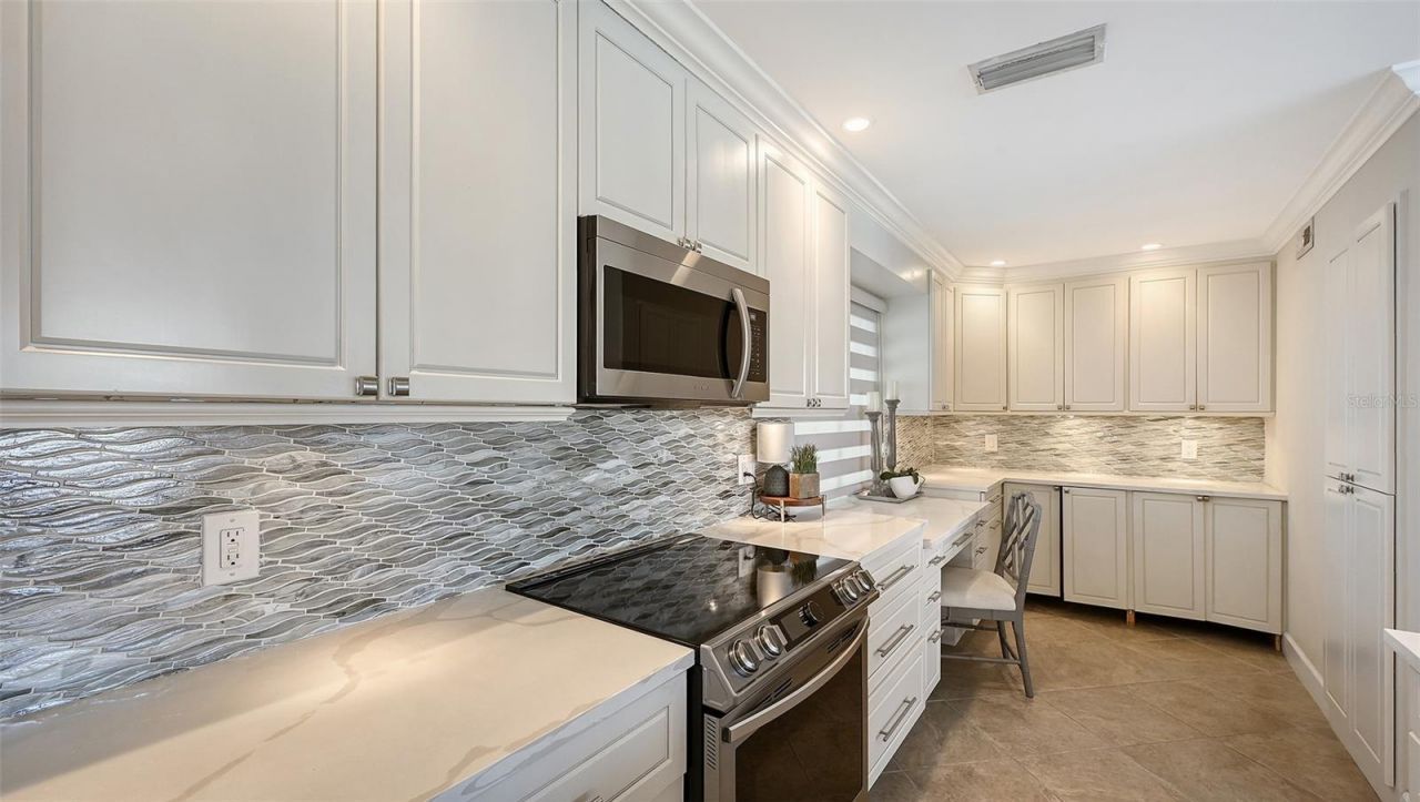174 Golden Gate Point , Unit 22, Sarasota, FL 34236 Photo