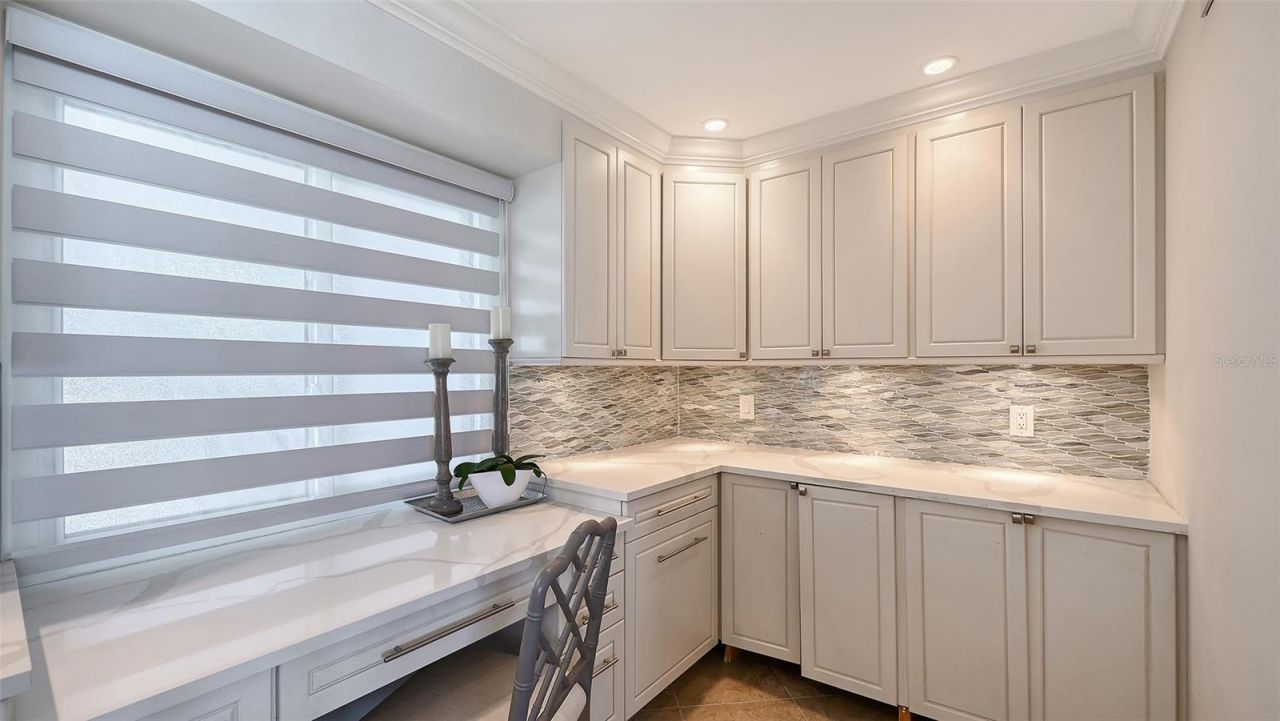 174 Golden Gate Point , Unit 22, Sarasota, FL 34236 Photo