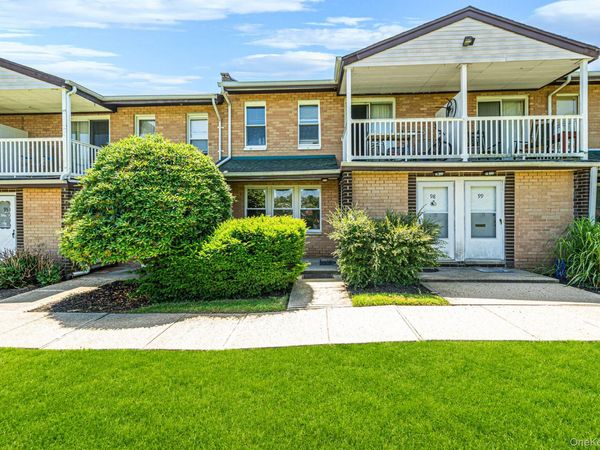 97 Artist Lake Drive , Middle Island, NY 11953