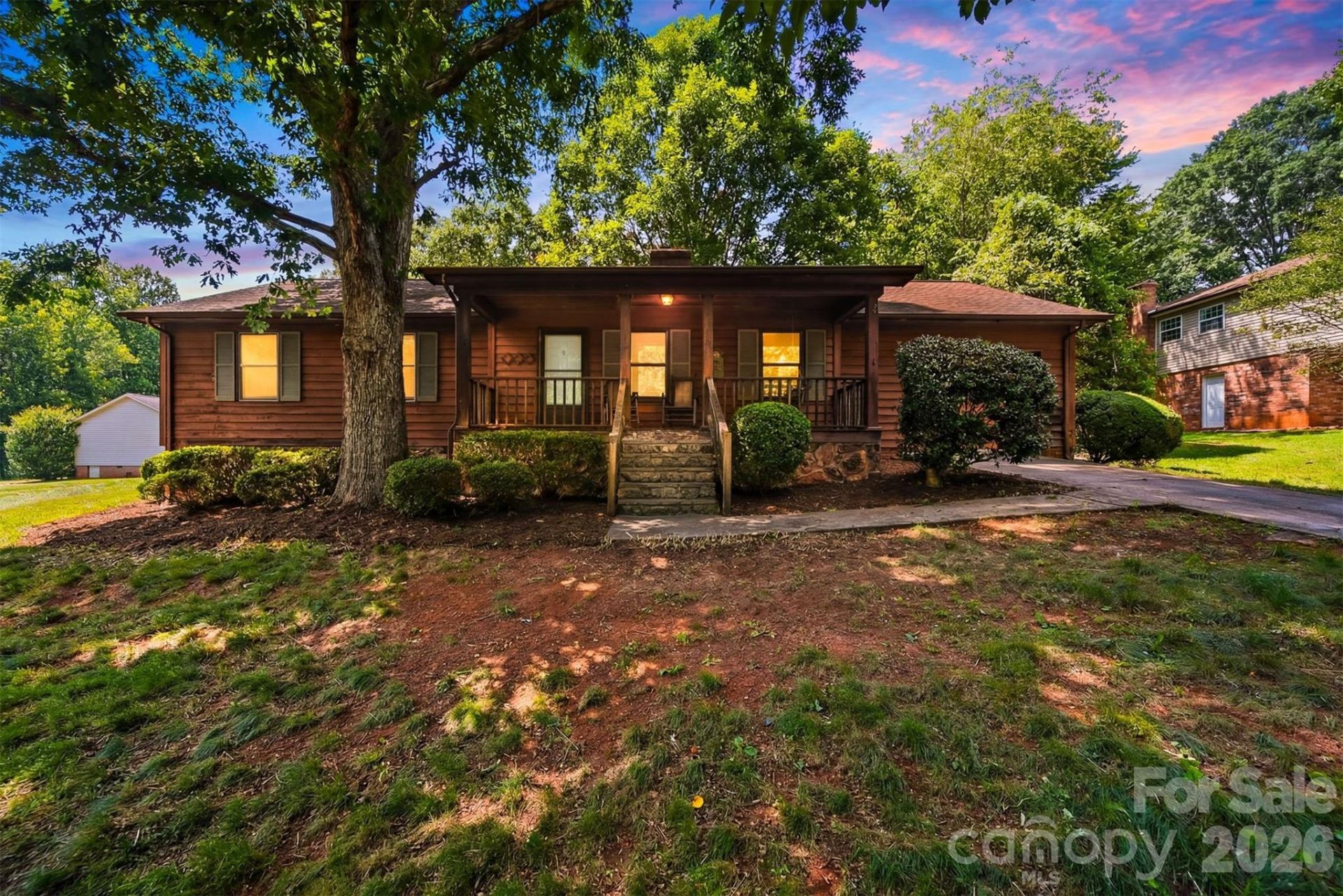 3315 23rd Street Ne, Hickory, NC 28601 Main Photo