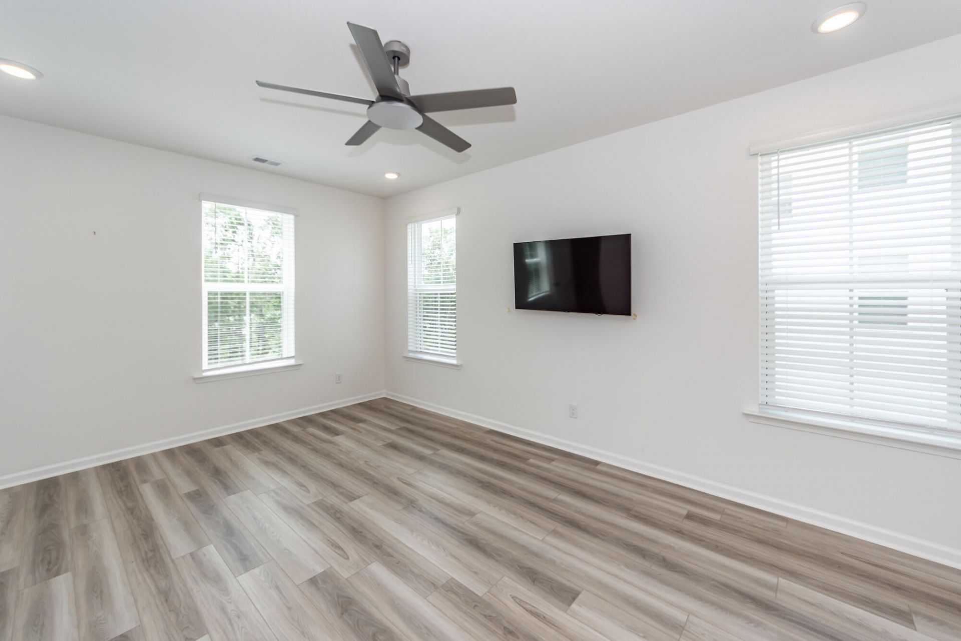 359 Herty Park Drive Photo 20