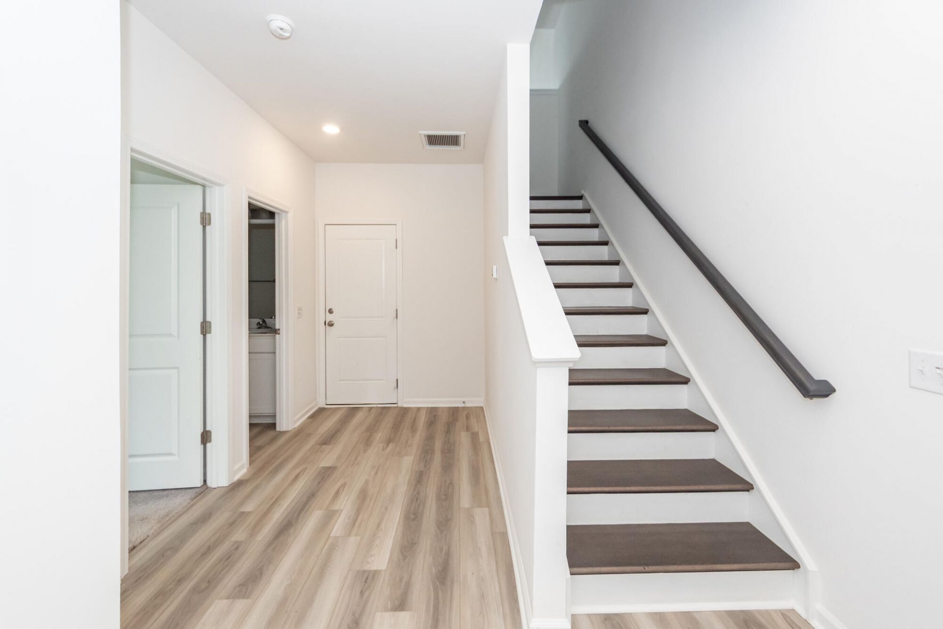 359 Herty Park Drive Photo 4
