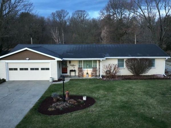1803 Woodlawn Drive, Washington, IN 47501