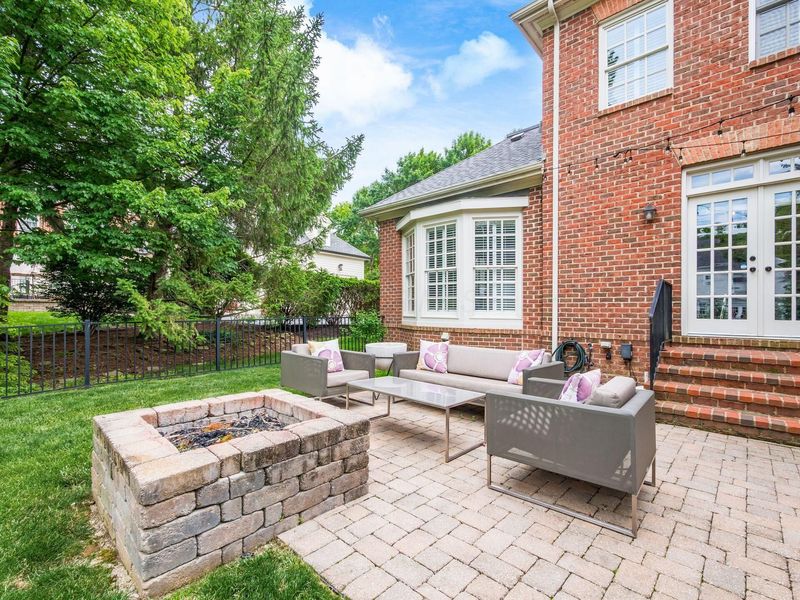 7334 Berkley Square S, New Albany, OH 43054 Photo 79