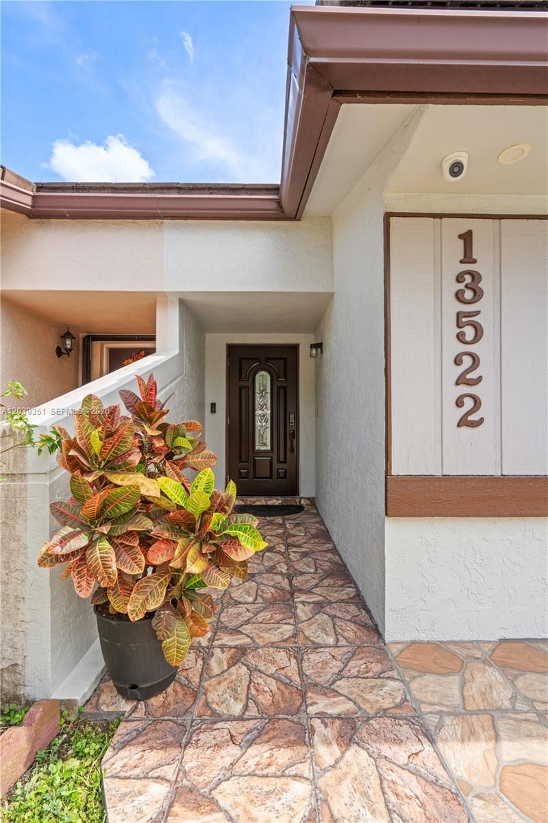 13522 SW 62nd St, Unit H-W, Miami, FL 33183 Photo