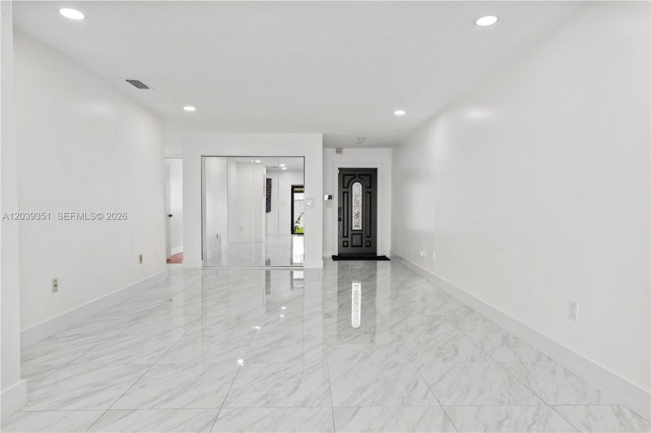 13522 SW 62nd St, Unit H-W, Miami, FL 33183 Photo