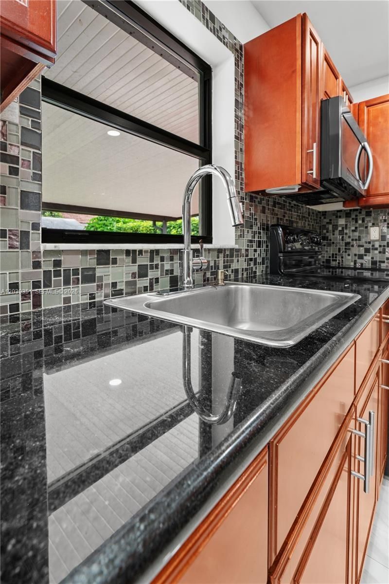 13522 SW 62nd St, Unit H-W, Miami, FL 33183 Photo
