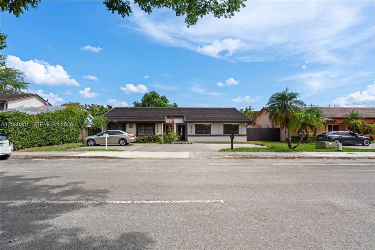 13522 SW 62nd St, Unit H-W, Miami, FL 33183 Photo