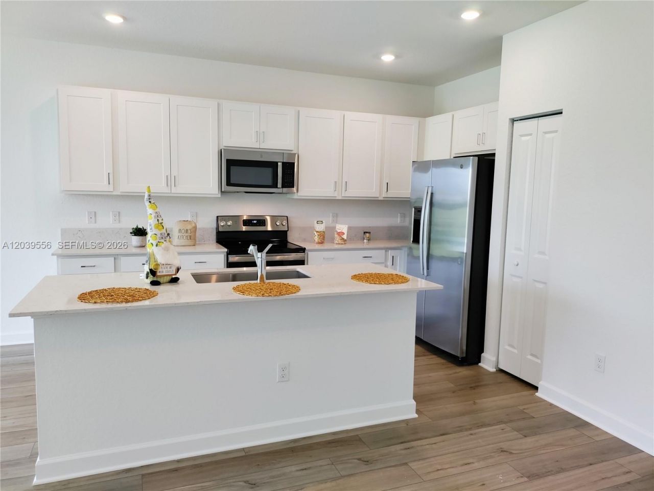 654 SE Lake Falls St, Unit 654, Port Saint Lucie, FL 34984 Photo