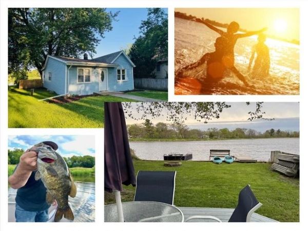 N6212 W Lakeshore Dr, Spring Prairie, WI 53105