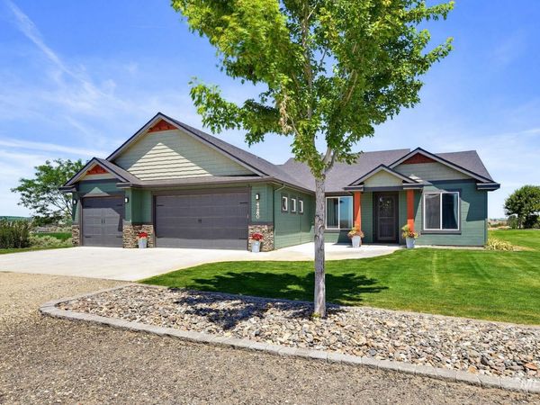 4280 Hogg Rd, Homedale, ID 83628