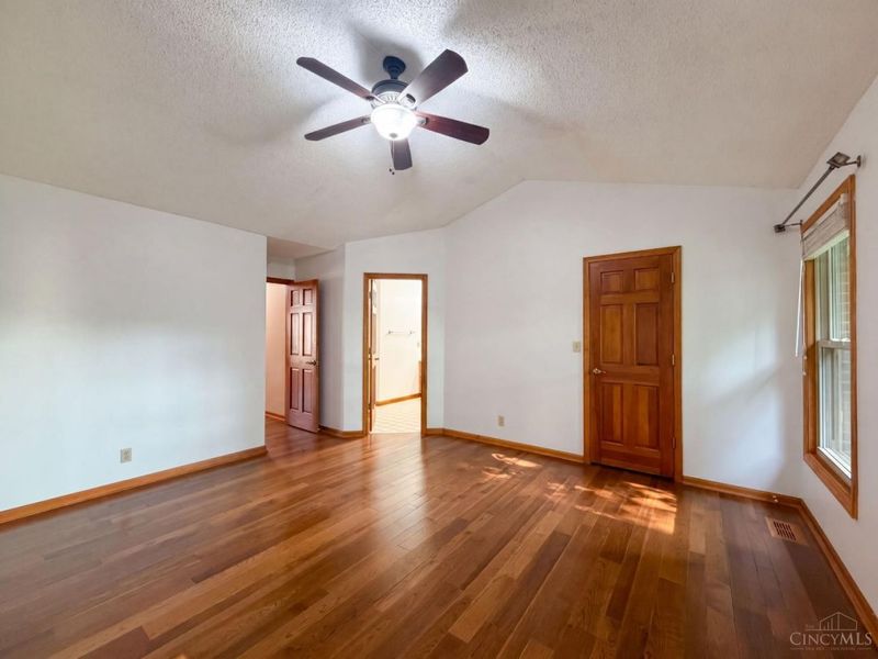 2129 Greenpine Drive, Springfield Twp., OH 45231 Photo 16