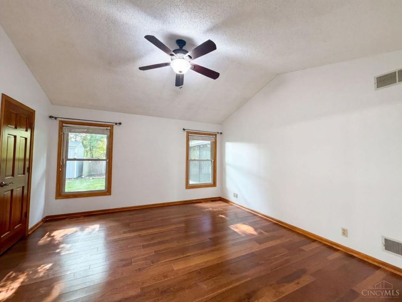 2129 Greenpine Drive, Springfield Twp., OH 45231 Photo 4
