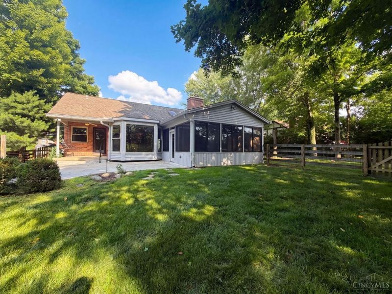 2129 Greenpine Drive, Springfield Twp., OH 45231 Photo 5