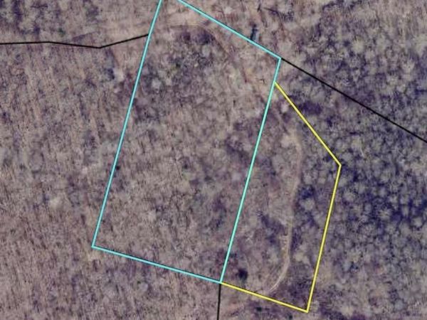 13813 & 13814 Fisher Ridge Road , Horse Cave, KY 42749