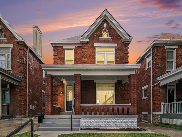 122 W 34th Street, Latonia, KY 41015