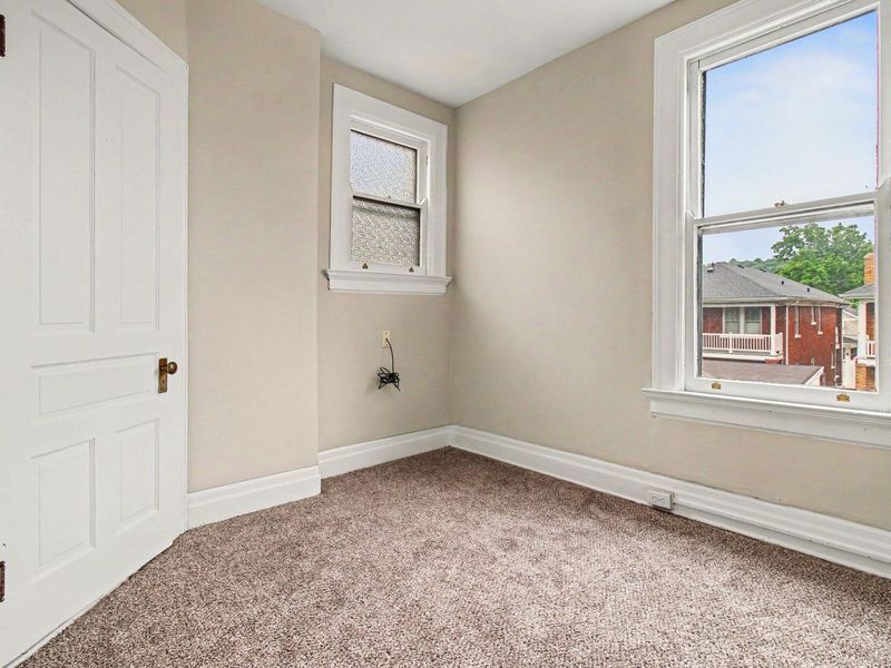 122 W 34th Street, Latonia, KY 41015 Photo 16