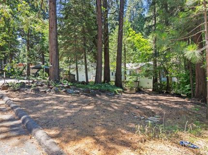 3205 Castlewood Cir, Pollock Pines, CA 95726 Photo