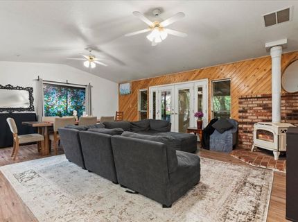 3205 Castlewood Cir, Pollock Pines, CA 95726 Photo