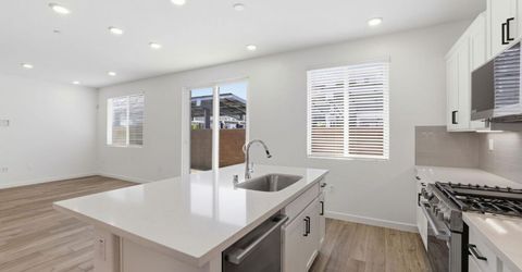 1251 Leonhardt Loop, Lincoln, CA 95648 Photo