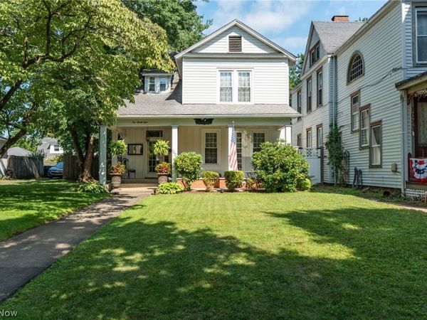 1031 Juliana Street , Parkersburg, WV 26101