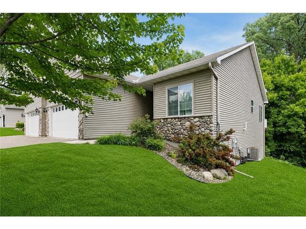 3165 Doneene Lane, Eagan, MN 55121