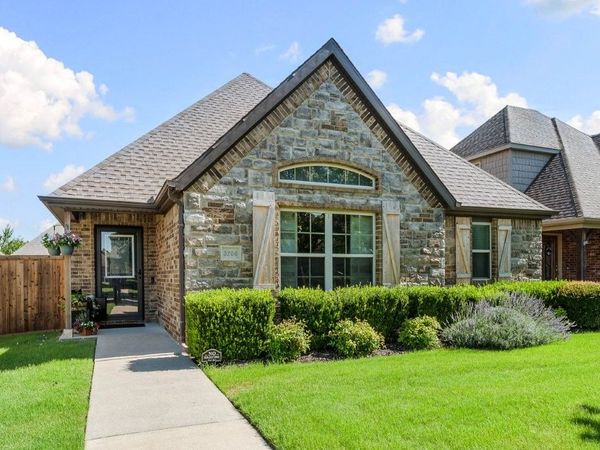 3206 SW Warberry Avenue, Bentonville, AR 72713