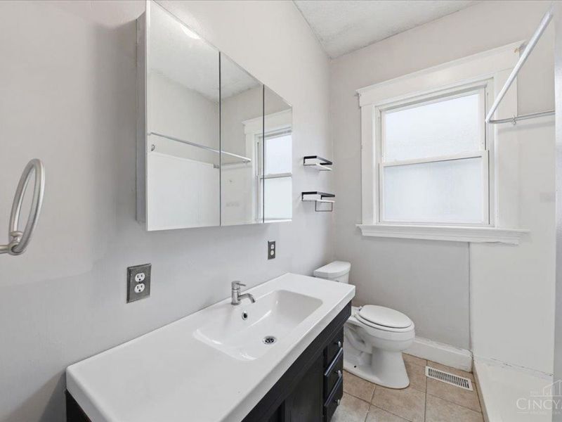 231 Walnut Street, Reading, OH 45215 Photo 21