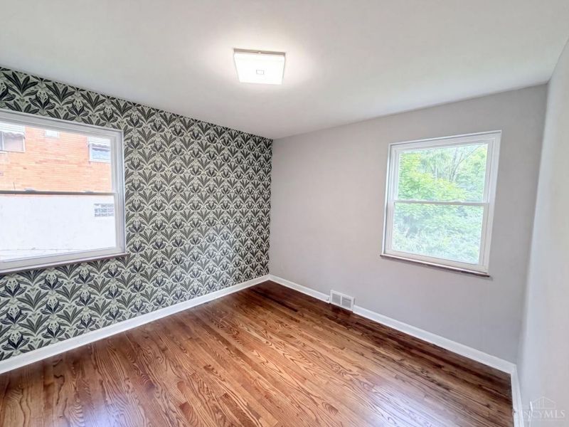 577 Lowell Avenue, Cincinnati, OH 45220 Photo 4