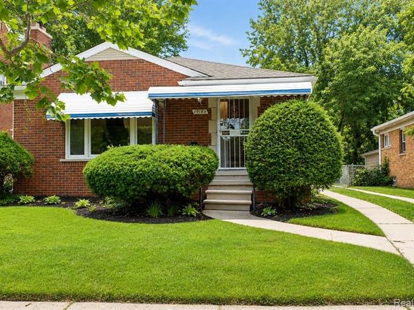 19189 Berden Street, Detroit, MI 48236