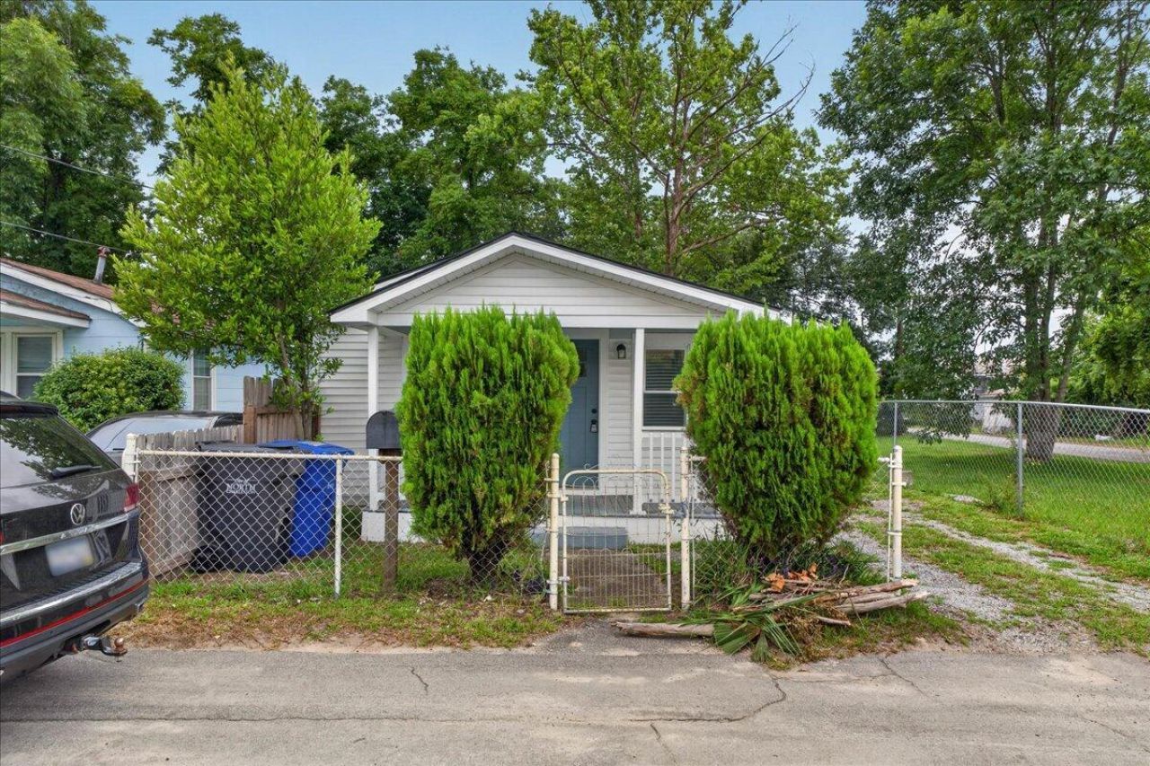 2023 Hugo Avenue Photo 25
