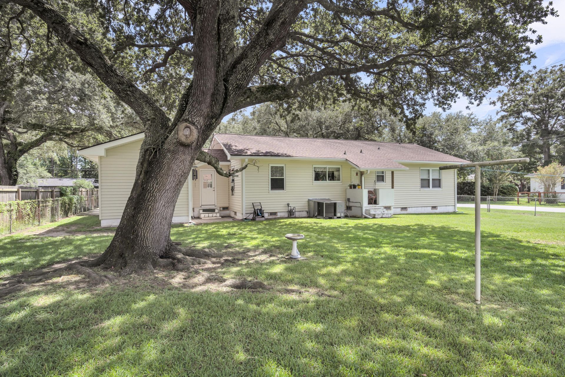 2236 Woodland Shores Road Photo 32