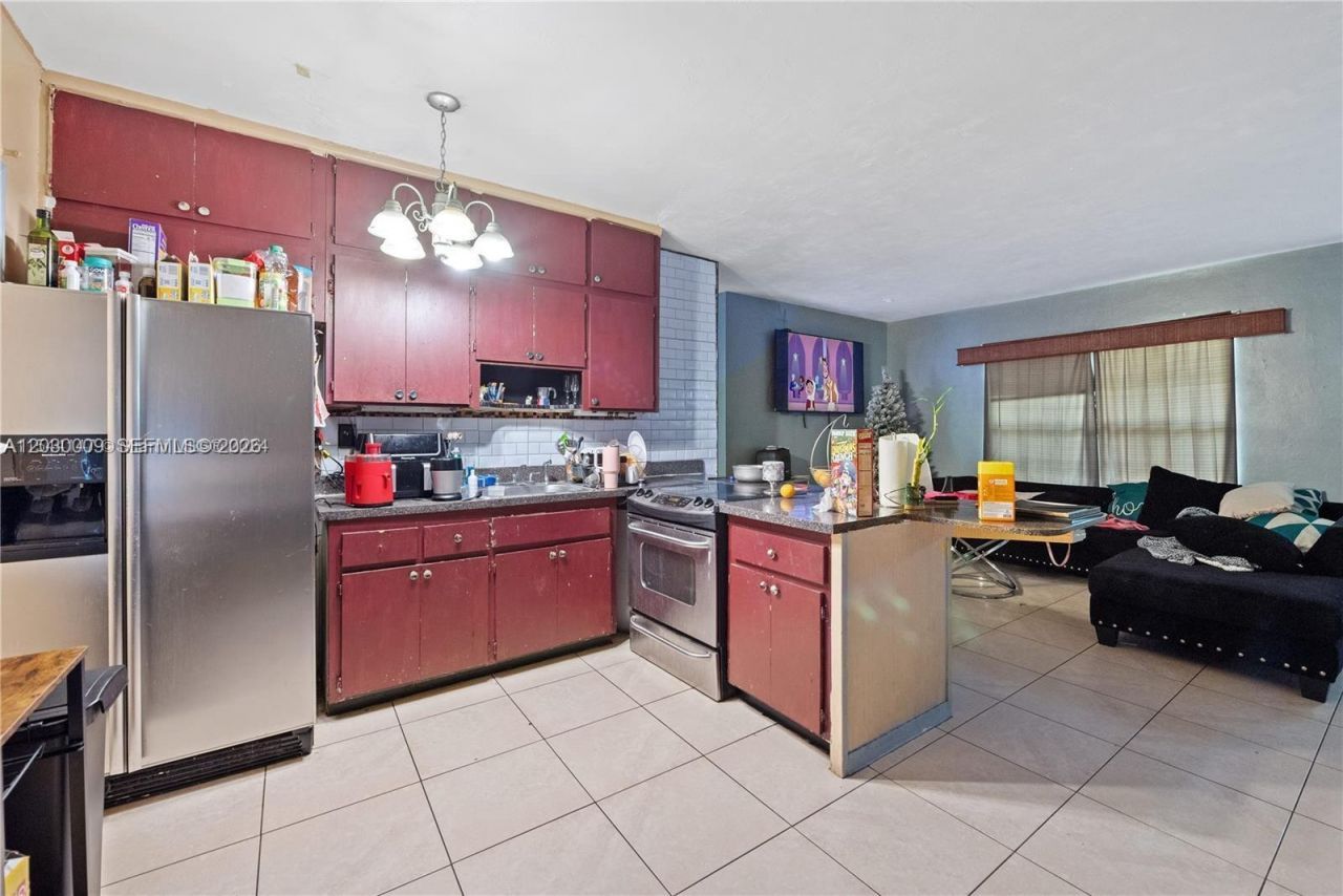 1226 NE 112th St , Unit 1226, Miami, FL 33161 Photo