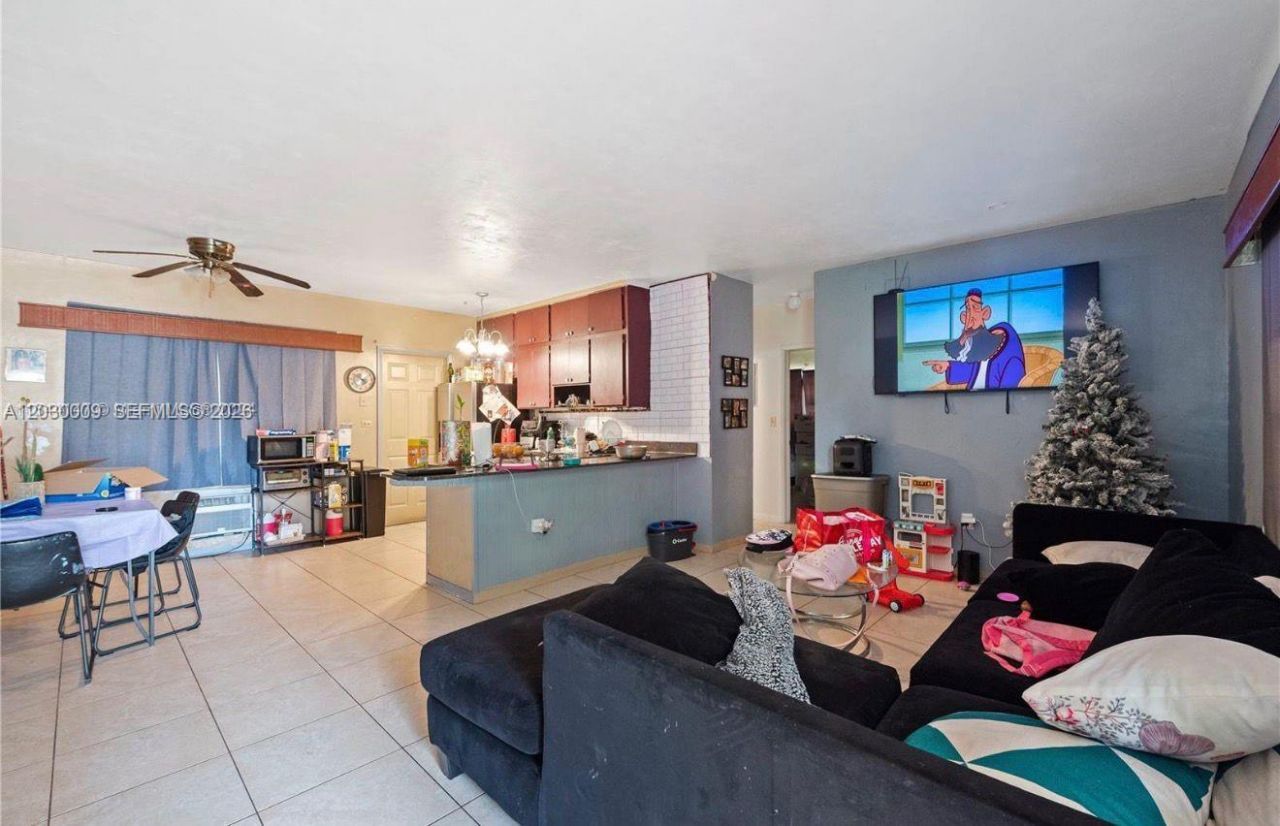 1226 NE 112th St , Unit 1226, Miami, FL 33161 Photo