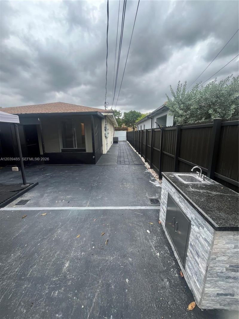 28 E 20th St , Unit 1, Hialeah, FL 33010 Photo